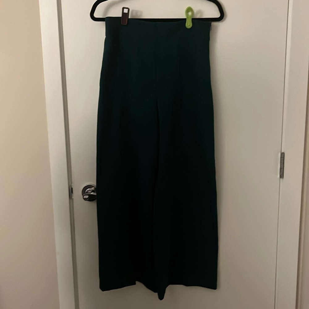 Zara Wide-legged Trousers Size M Dark Green in New Condition